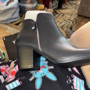 Sleek Black Ankle Booties with Side Zipper
